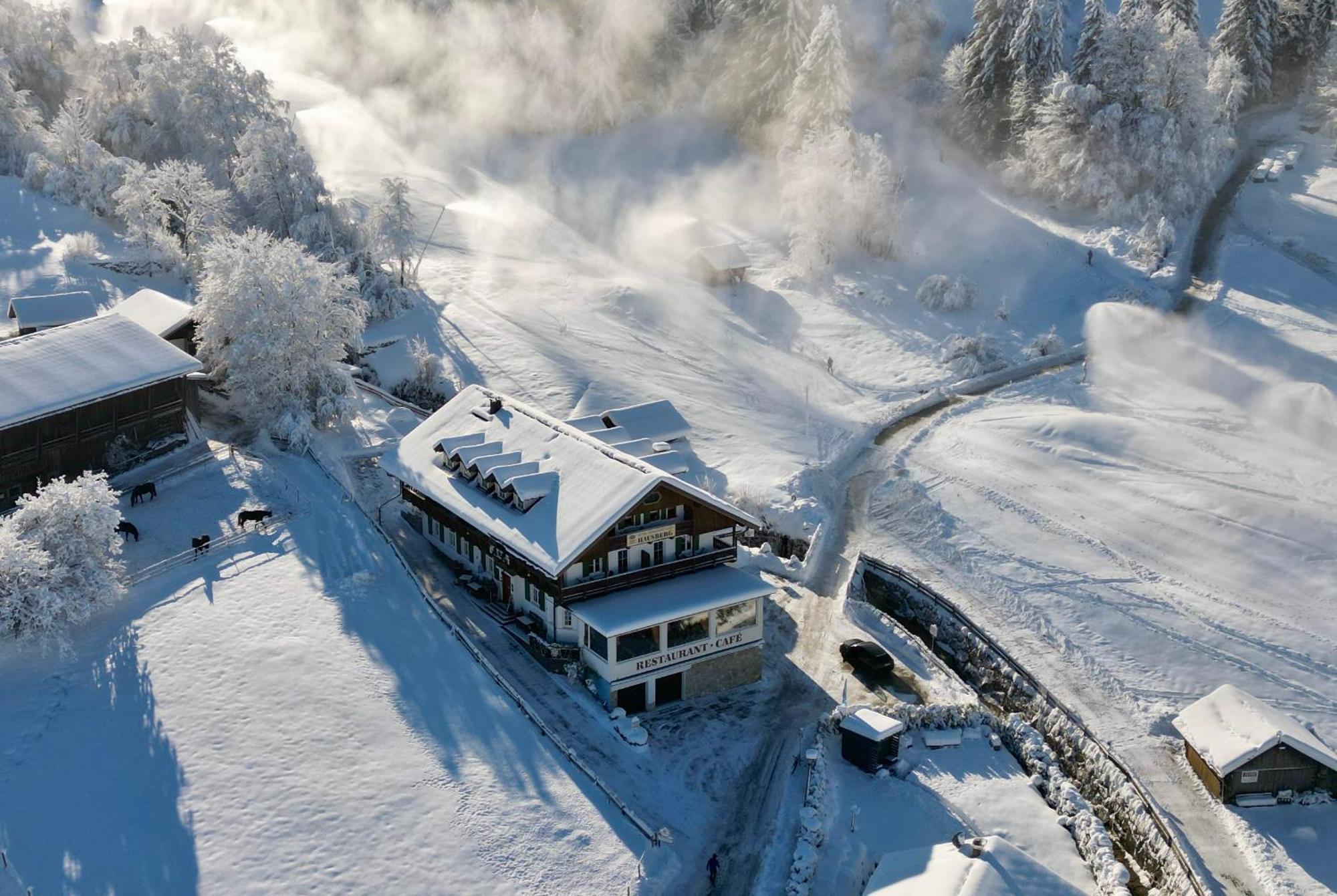 Hotel Restaurant Hausberg Garmisch-Partenkirchen Exterior photo